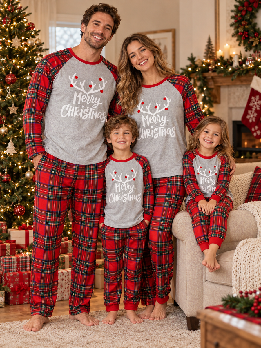Christmas Deer Print Pajama Set