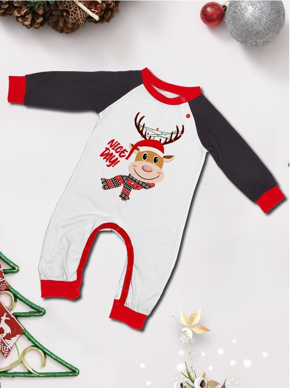 Christmas Deer Print Long Sleeve Parent-Child Pajamas - side view