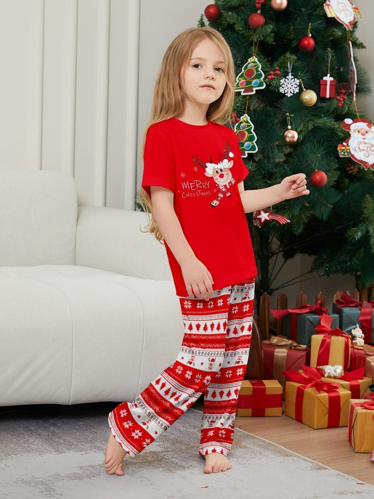 Deer Print Short Sleeve Christmas Pajama Set - side view